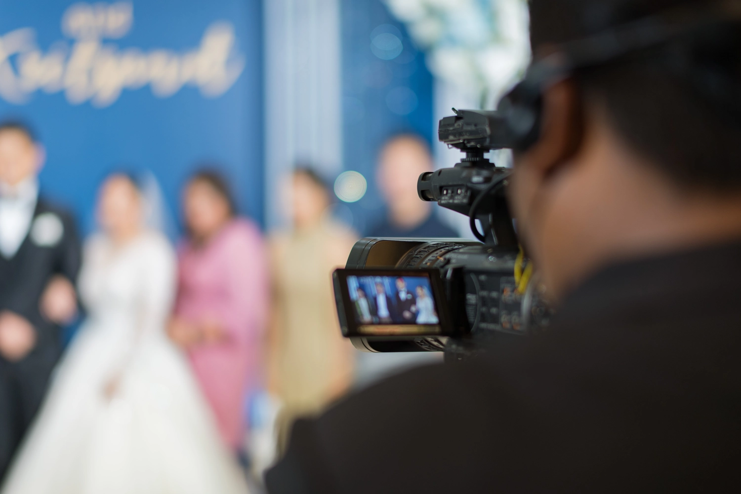 livestream đ&aacute;m cưới