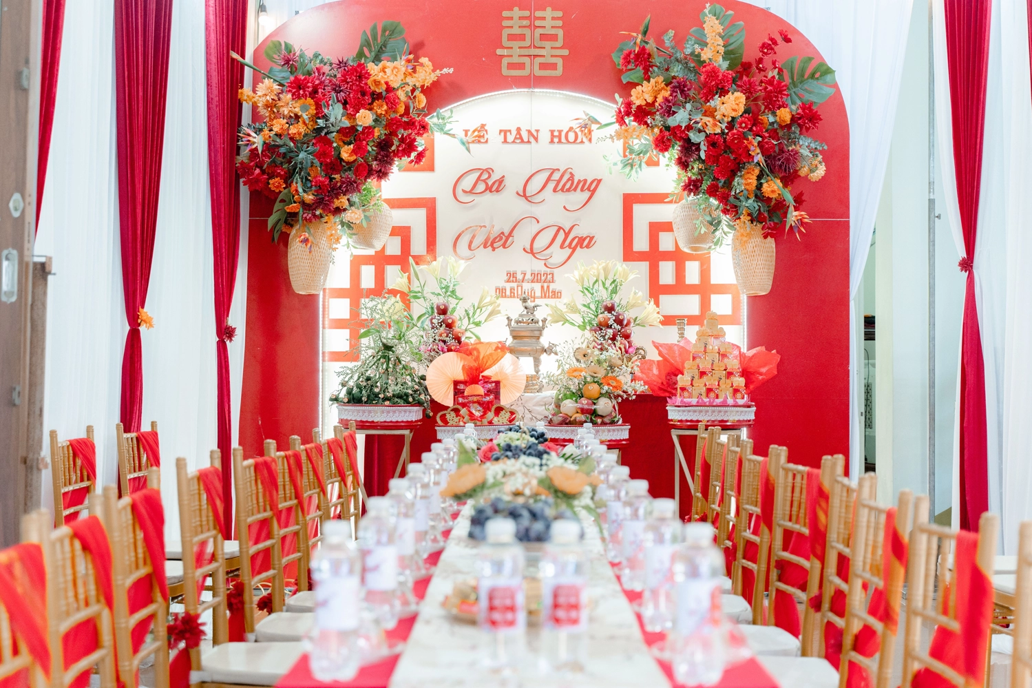 Ph&oacute;ng sự cưới